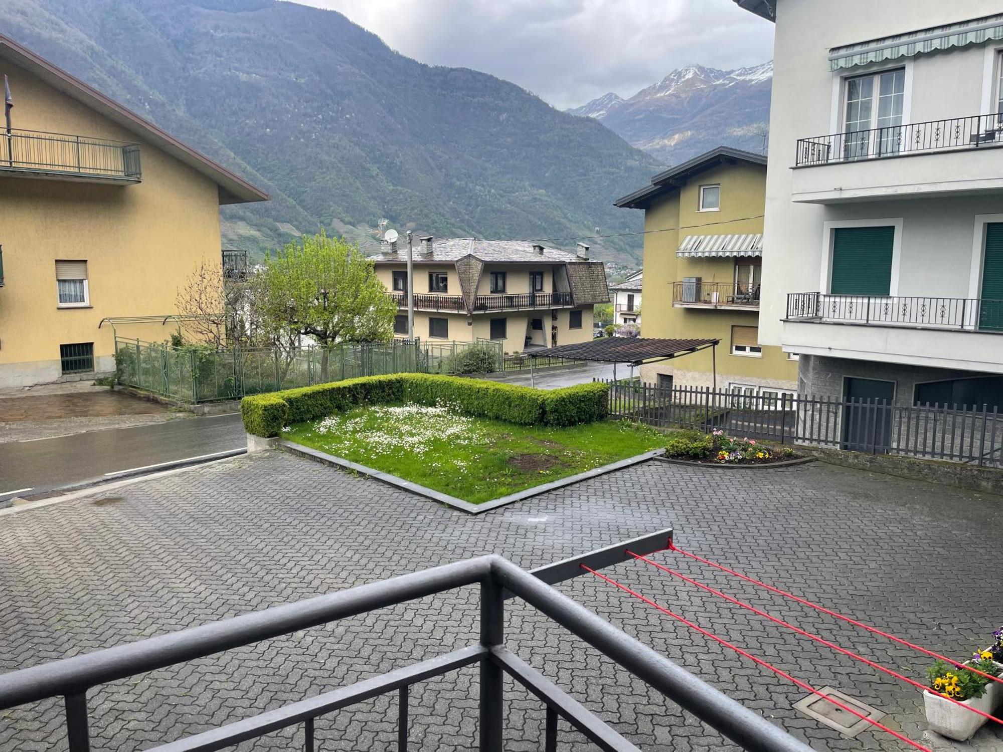 Hotel Ca Marasciol A 5 Minuti Dal Trenino Rosso Del Bernina Express Villa di Tirano Exterior foto